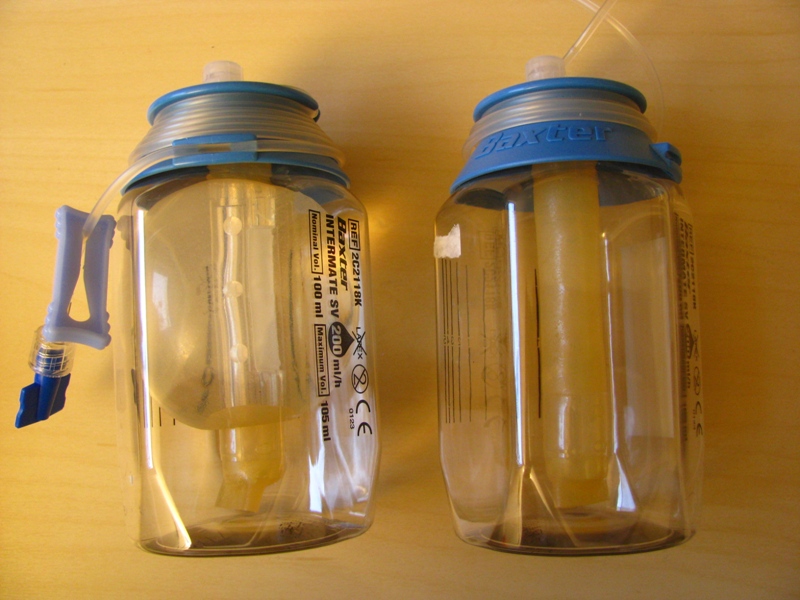 Plastikowe butelki "Intermate" z antybiotykiem do dożylnej antybiotykoterapii